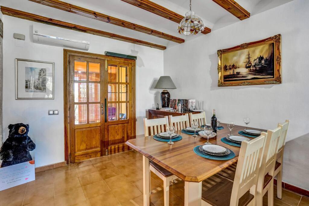 La Isla Casa Barnaby Villa Platja de Larenal Exterior photo