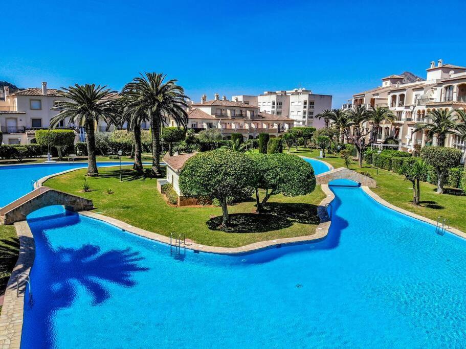 La Isla Casa Barnaby Villa Platja de Larenal Exterior photo