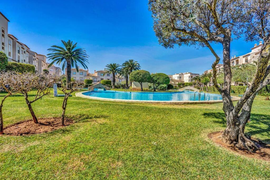 La Isla Casa Barnaby Villa Platja de Larenal Exterior photo